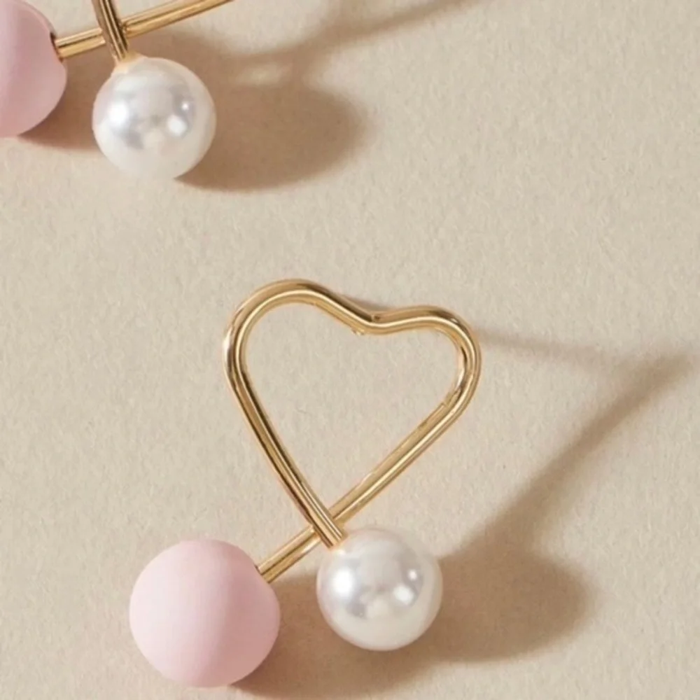 3/$30 💛 Faux Pearl Earrings